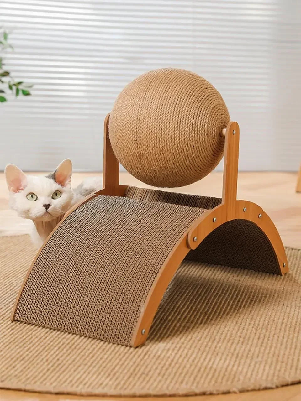 Wooden Cat Scratching Ball - 2 In 1 Scratcher