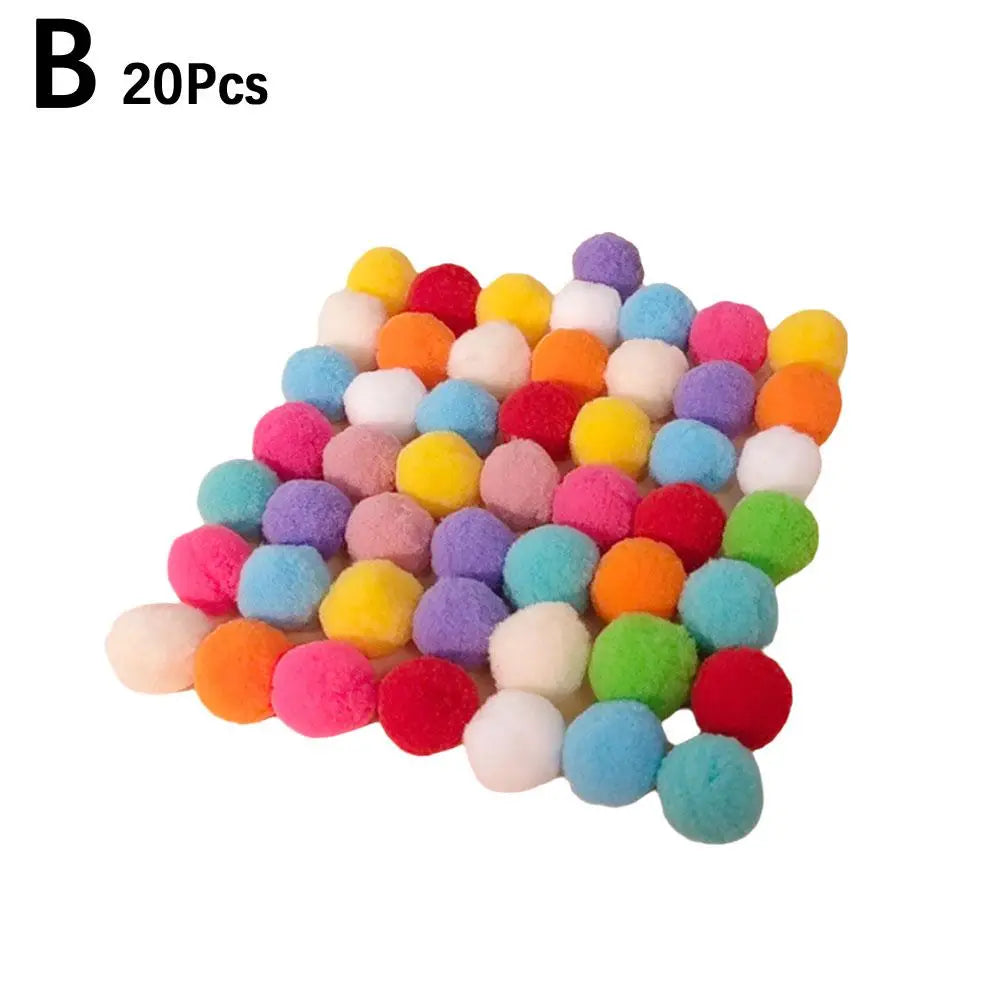 Cat Toys - Mini Shooting Gun With Stretch Plush Balls