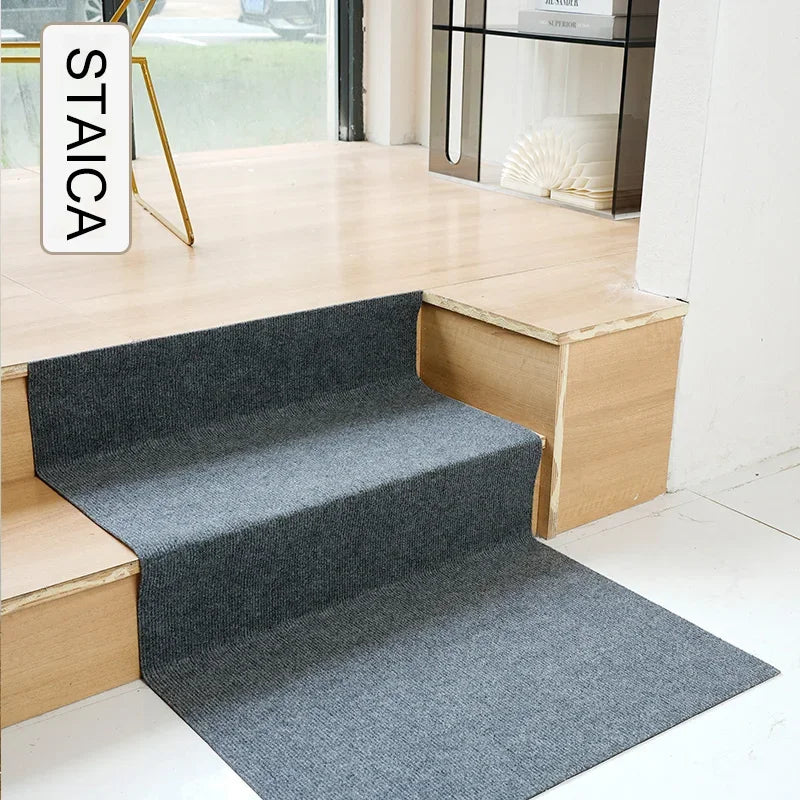 Self-Adhesive Carpet - Cats Scratch Wall
